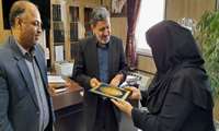 اهدا لوح تقدیر مدیرعامل شرکت مهندسی آبفای کشور به دادستان بجنورد