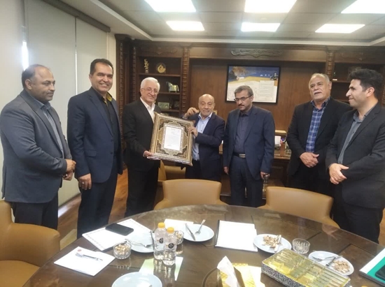 علوی مقدم معاون هماهنگی و عمرانی استاندار,حاج اکبر ابراهیمی خیر آبرسان,بهمن نوری استاندار خراسان شمالی,رضا عطایی (رئیس هیات مدیره و مدیرعامل شرکت ),